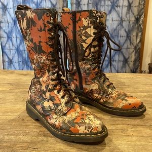 Doc Martins Air Walks Floral Print